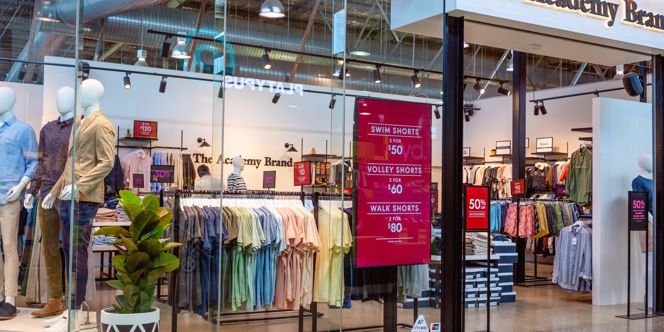 L'affichage dynamique en plein essor dans les boutiques de prêt à porter ! 