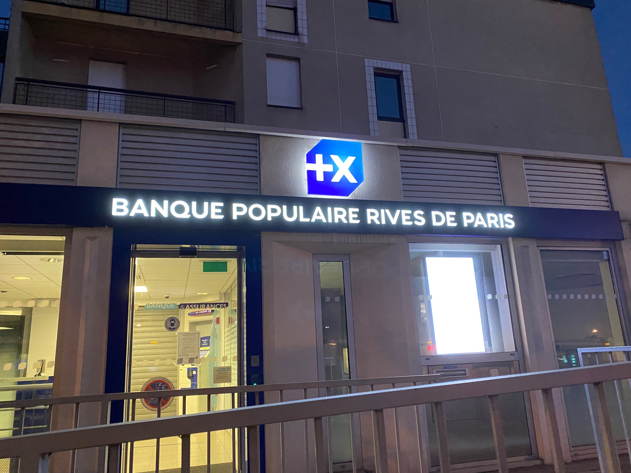enseigne lumineuse