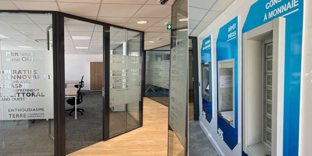 Vitrophanie et mobilier mural pour automate bancaire, réalisés par les Ateliers de Chevreuse pour la Banque Populaire. 